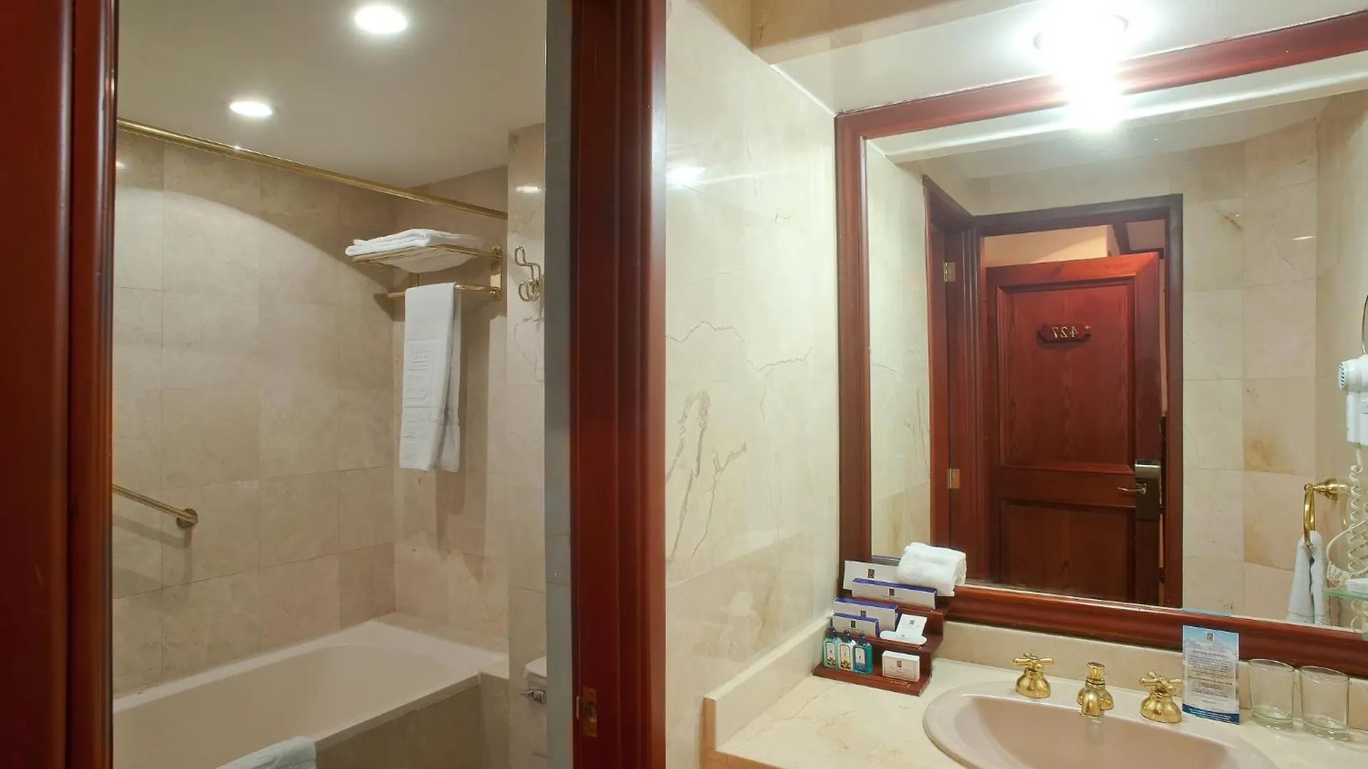 Hotel Dann Carlton Bogota 5*,  Colombia